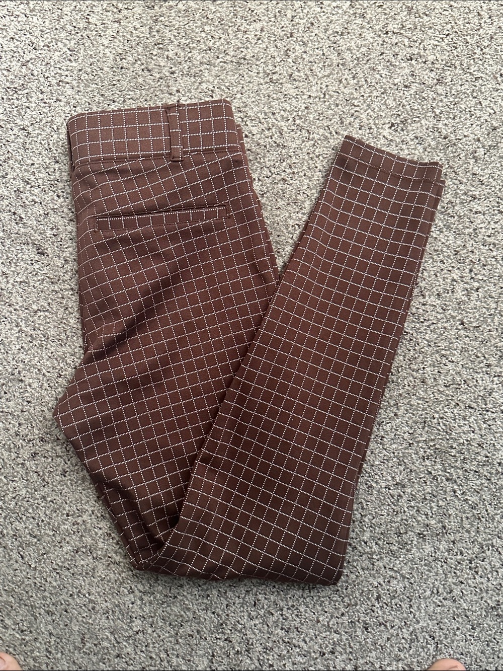 Betabrand Slim Fit Brown Grid pull on Pants size M long - Picture 6 of 7